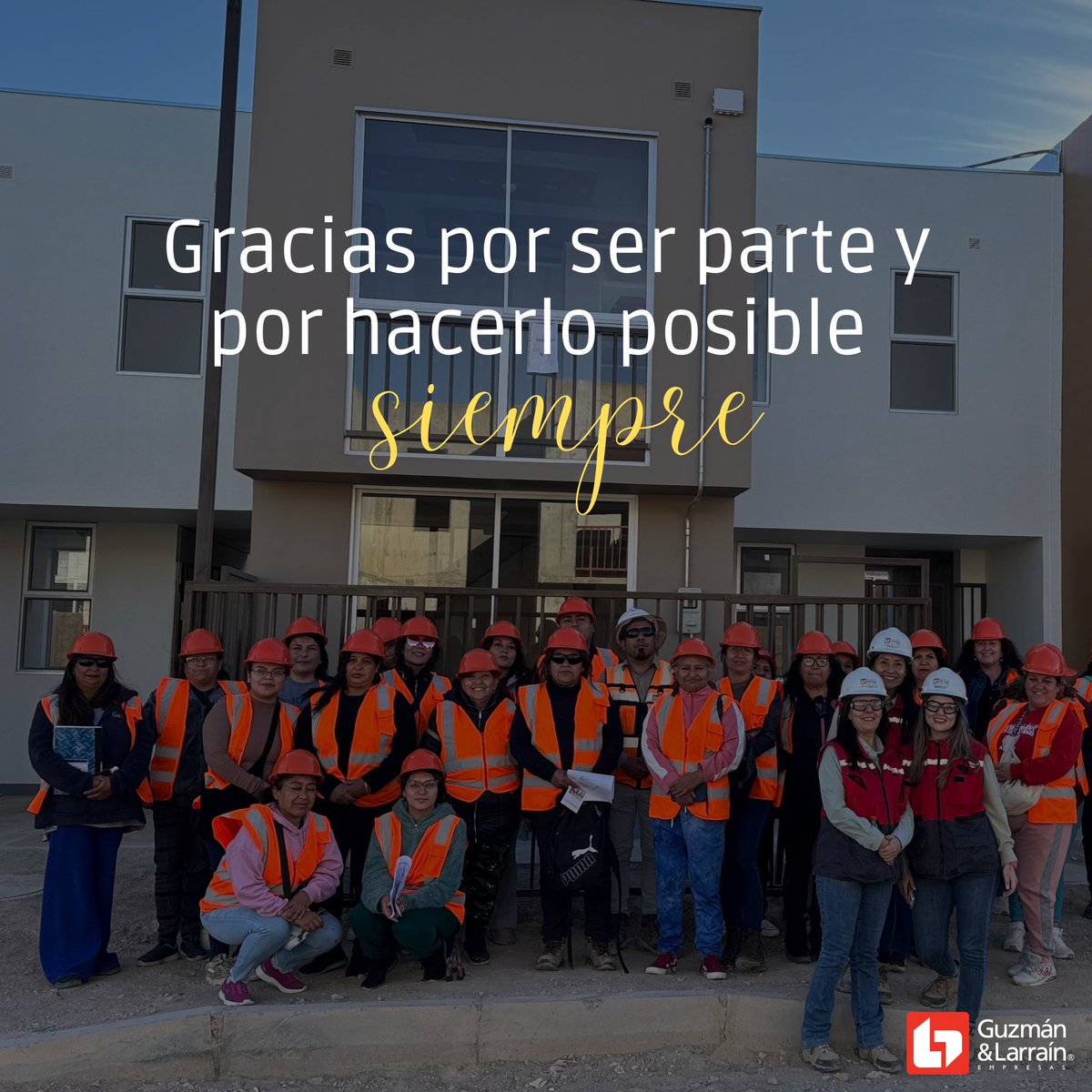 GuzmanyLarrain's tweet photo. En el Día del Trabajador, reconocemos mucho más que el trabajo: reconocemos la dedicación, el esfuerzo y el compromiso que cada persona entrega día a día 🏗️🇨🇱 https://t.co/4Fpwv8nDiq