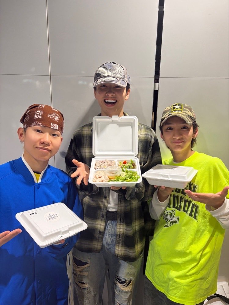chickenworks_jp's tweet photo. LDHスクリームの皆さま🩷🩷🩷
今シーズンお疲れ様でした🥰
色々悔しい思いはあるとは思いますが、
更なる飛躍をスタッフ一同応援してます‼️
引き続きチキンワークス白金はLDHスクリームを応援して参ります❣️❣️❣️

#LDH #LDHスクリーム #Dリーグ 
#チキンワークス白金 
#ダンスパフォーマンス https://t.co/CKT83nIZpv