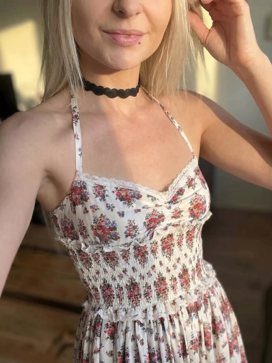Lana tweet media
