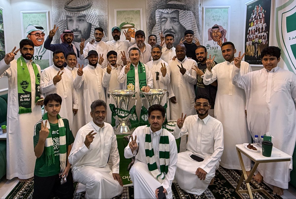 khalid_al36aa's tweet photo. في الرأس وتوووووووجع 🏆🏆💪🏻🔥💚 https://t.co/iwDET1fXTC