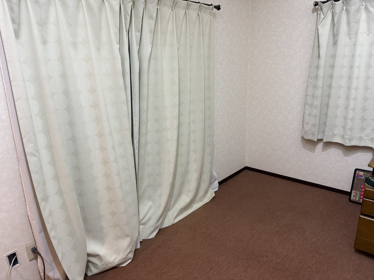 しー tweet media