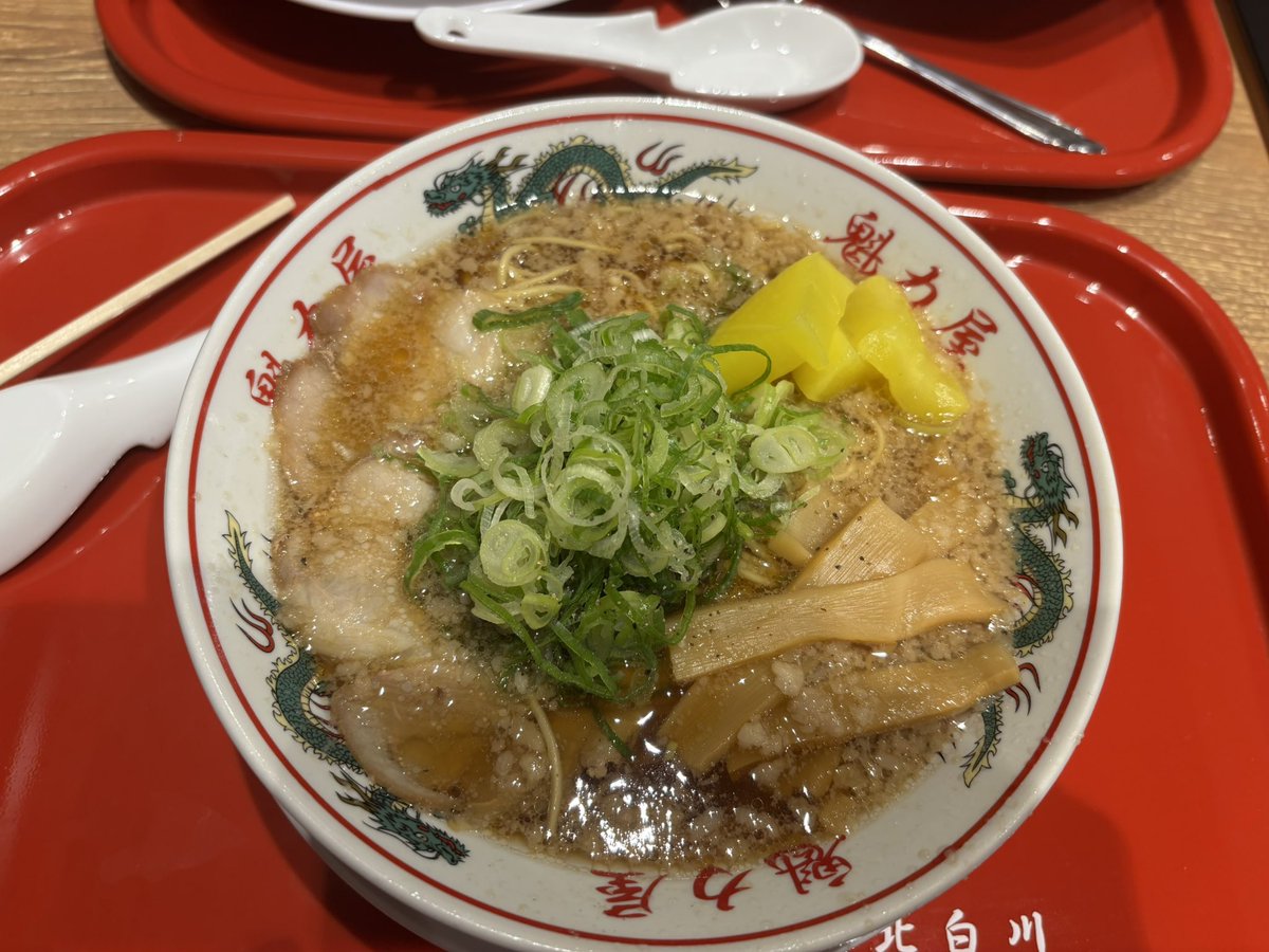 NX_HIROSAKI's tweet image. 金曜日お疲れした〜〜！給油して、初の魁力屋に姉と合流して入店。青森ニキには少し味が薄かった希ガス

何となく散財した華金。お疲れだｳｨ~🍻 ( ・ω・)厂
 #MAZDA  #デミオ  #ラーメン記録ニダ