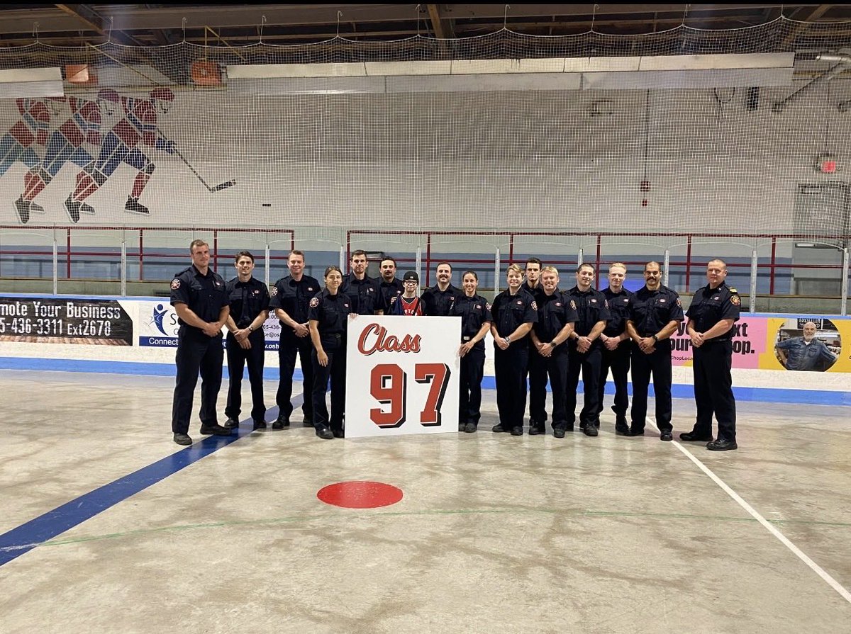 Ace1sc's tweet photo. And still a huge thank you one year later to the @OshawaFire (additional tag @iafflocal465) for the opportunity to take a tour of station 1, met the chiefs and admin, and even got to interrupt a recruit class! Huge thanks would love to do it again! https://t.co/R7vCSbMj8v