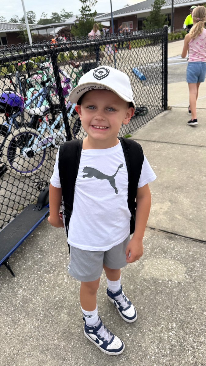 fischapryce's tweet photo. Start Em Young @valuetainment @PBDsPodcast @patrickbetdavid https://t.co/rzGaUlt2fK