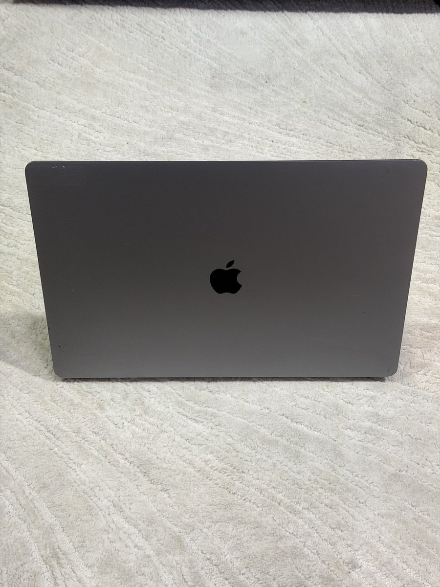 DrightSauce's tweet photo. Today’s deal 🔥🔥🔥🔥

Super clean 🧼 

Macbook Pro  2019 | 16 | TouchBar

With— 32GB Ram | 512 SSD | 2.4 GHz 8-core core  i9,Turbo Boost up to 5.0 GHz |  Radeon Pro 5300M (4GB Dedicated)

For,

🏷️ 700,000 only 

Save 🧤 over 100,000 on this 

One time offer 

#drightgadgets https://t.co/tELq8REXIL