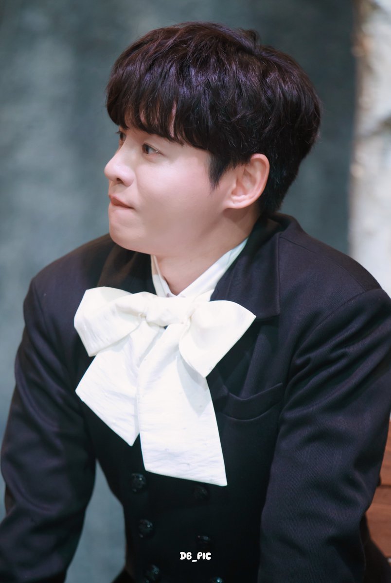 디비 tweet media