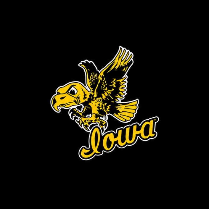 ChaseGrove3's tweet image. After throwing for @CoachTimLester and a great conversation, I am truly blessed to say I have received AN OFFER from the University of Iowa!! Everything about them is top notch, winning program, and only going to win more!! #GoHawks!!! @NCHSPanthersFB @COACHCOFFER @jcboice