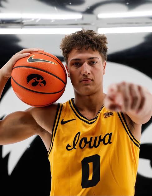 MountMcKeever's tweet image. Losing Bennett Stirtz hurts but I really like all of Iowa's new additions. 

Andrew McKeever ⭐⭐⭐⭐ transfer (7'3!!!) 
Ethan Harris ⭐⭐⭐⭐ recruit 
Jaidyn Coon ⭐⭐⭐⭐ recruit 
Ty'Reek Coleman ⭐⭐⭐ transfer (10 PPG as a freshman)