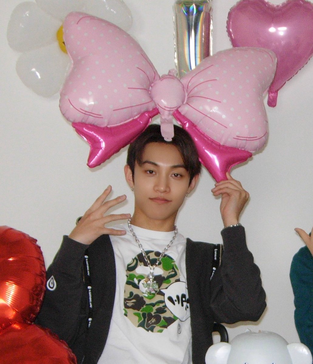 morelove_kr's tweet photo. 공주병걸린 래퍼 https://t.co/H14l3LMiue
