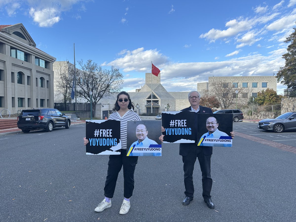 mccarrennews's tweet photo. Personal news. I am now Executive Director of Voices Unbound, a 501c-3 founded in 2023 by Jason Rezaian and top lawyers. I will continue to work press freedom cases like: #FreeAustinTice, #FreeYuyu, Georgia Fort Jimmy Lai and others. Your support matters: https://t.co/kXuXdukFGx. https://t.co/7kO5uCOHSA