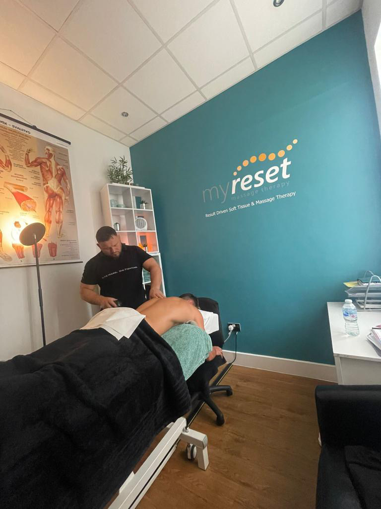 RedmayneLodge's tweet photo. RESET YOUR BODY. RELEASE THE TENSION. FEEL HUMAN AGAIN.
We’re pleased to welcome MyReset to Redmayne Lodge, Strensall — offering professional senior therapist massage treatments designed to help with tight muscles, aches, sports recovery, mobility, back/shoulder tension https://t.co/xat9U8Xy7C