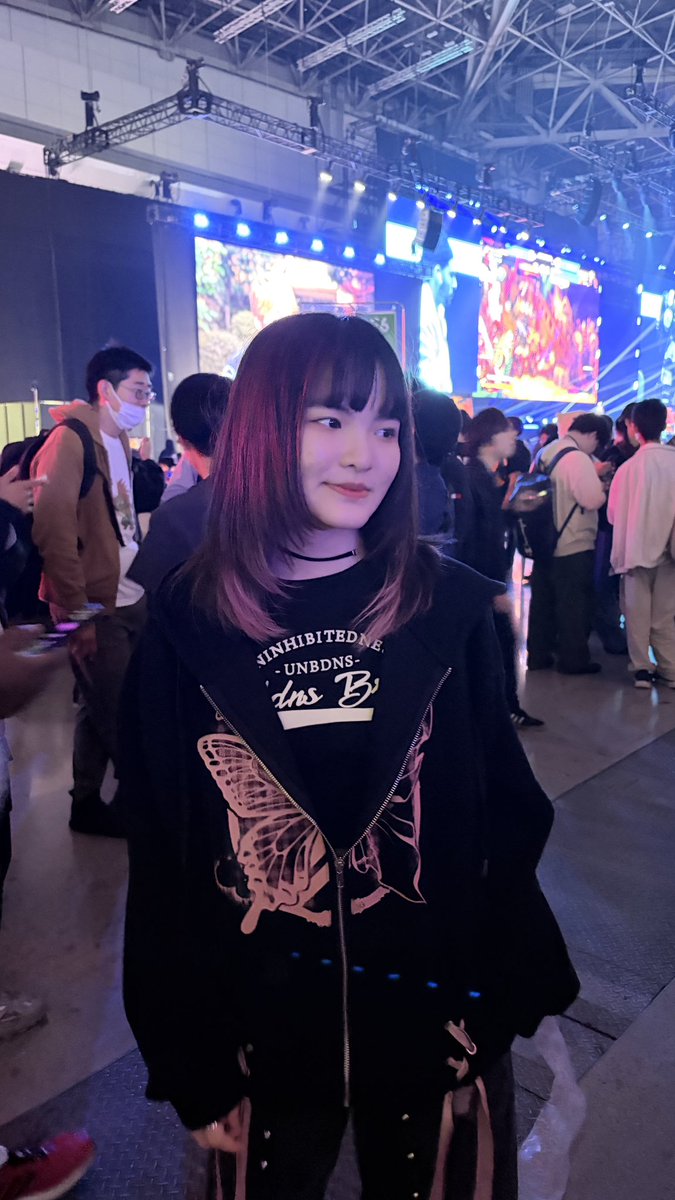 Oil King｜殺哭啦SAKURA˚‧º·(˚ ˃̣̣̥⌓˂̣̣̥ )‧º·˚｜圖奇一萬追小丑計畫 tweet media