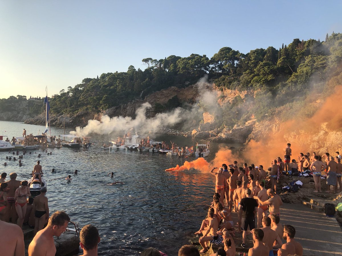 ScottThomas2016's tweet photo. @theballisround The ground is a dilapidated delight with great views. Water Polo is obviously the biggest local sport and the Divlja Liga/Wild League matches in the beaches and harbours are fantastic. https://t.co/Nu9soOJluo