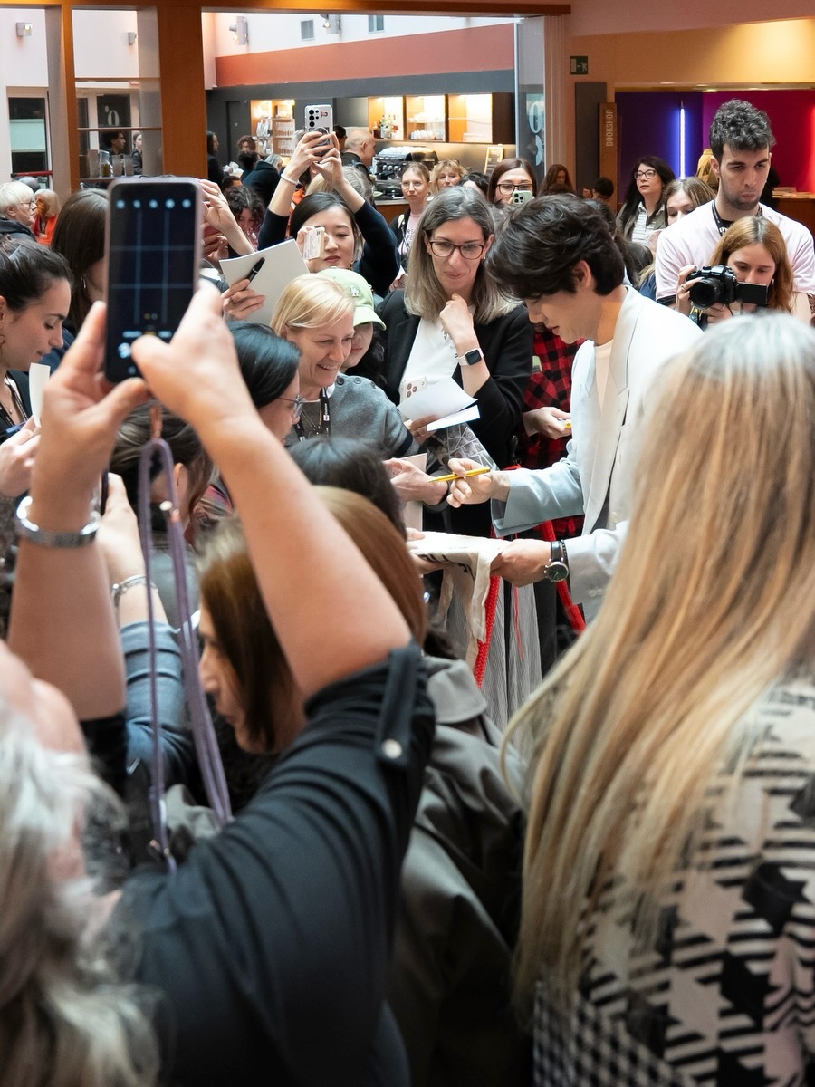 Yeonseok411_IFC's tweet image. 20260430 📸 fareastfilm Instagram

"STARSTRUCK is the most fitting term to describe how we feel, how we felt yesterday and every other day and night since the beginning of the festival.

👑 #YOOYEONSEOK was the absolute KING of this realm called #FEFF28. Crowds kept pouring into