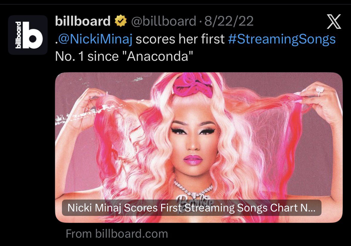 🦋Minajesty🦋 tweet media