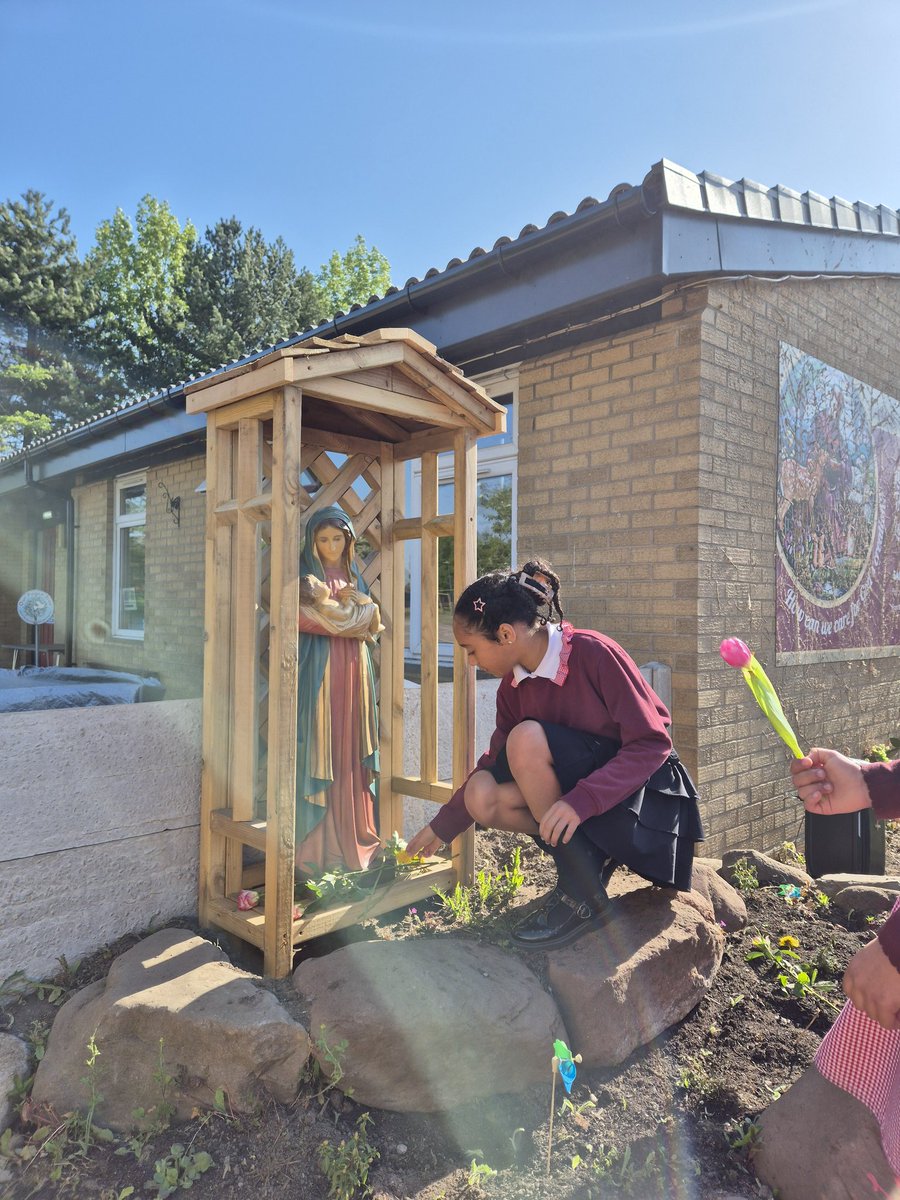 Oratory R.C. Primary and Nursery School tweet media