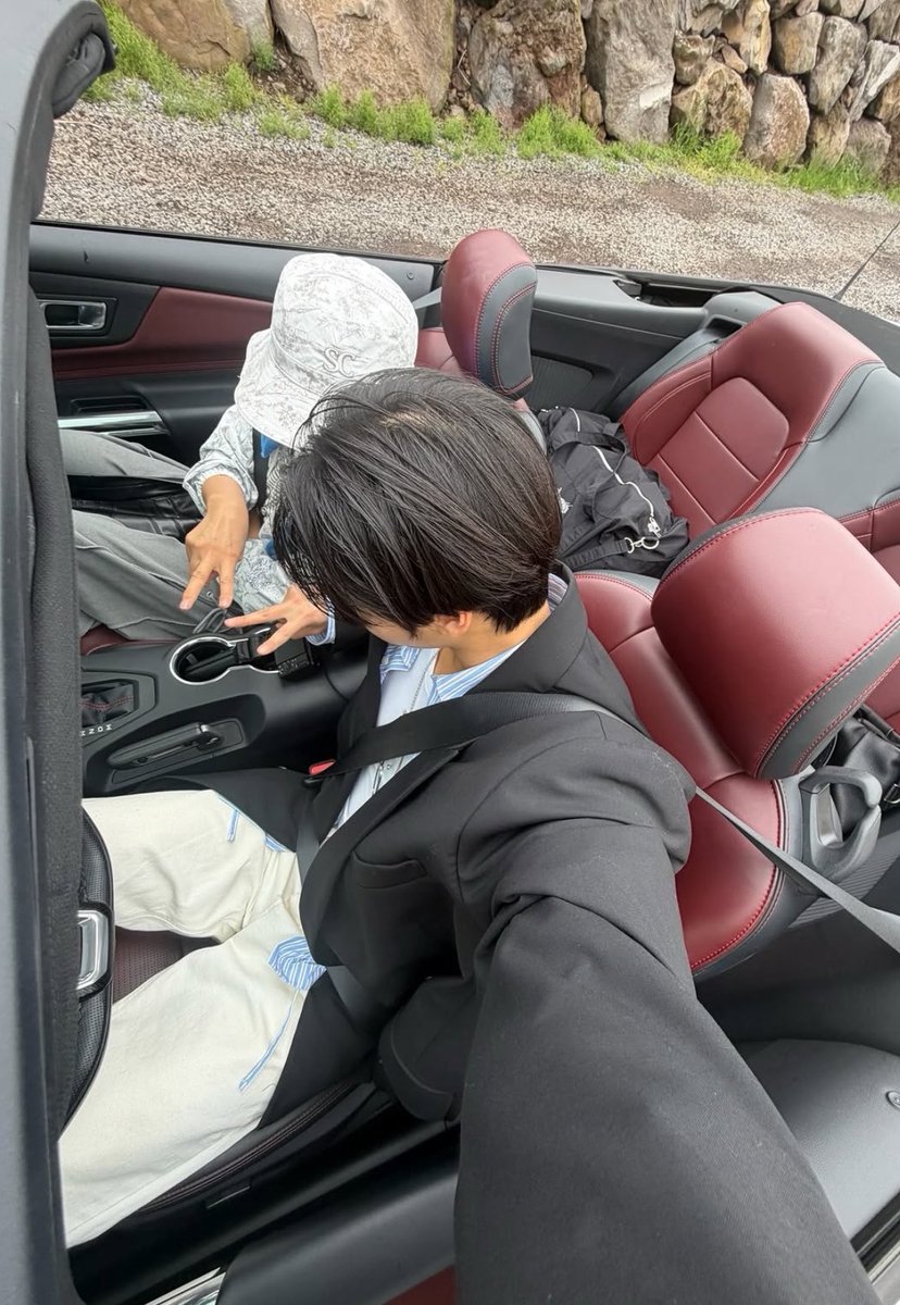 Everything Seonghwa tweet media