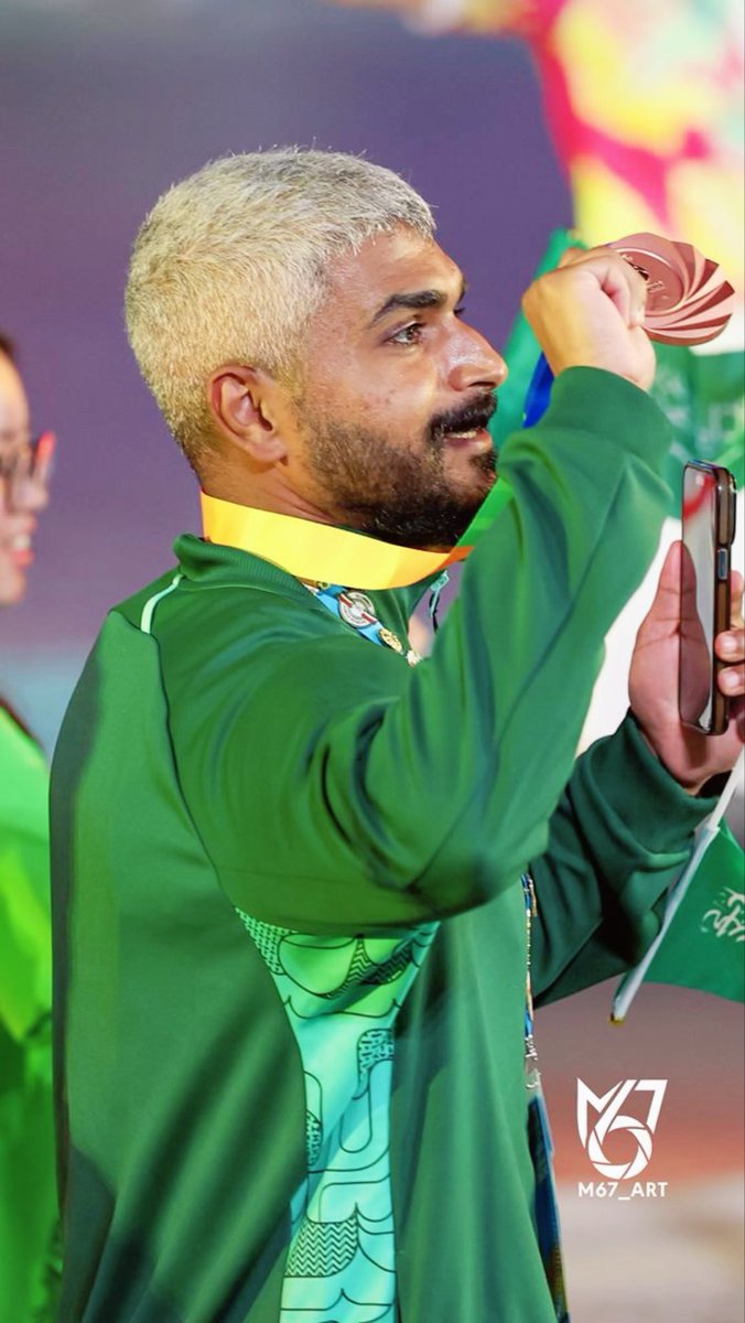 mo_alajmi22's tweet photo. الحمدلله يارب من اول مشاركة في اولمبياد اسيا حققنا البرونزية 🥉🇸🇦💚 

ماهي الا البداية و نوعدكم بالمزيد باذن الله ☝🏼 https://t.co/CkBYPcn3WE