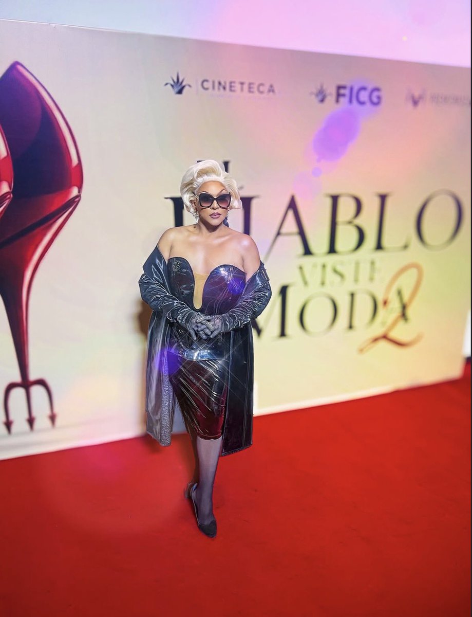 Drag Crave tweet media