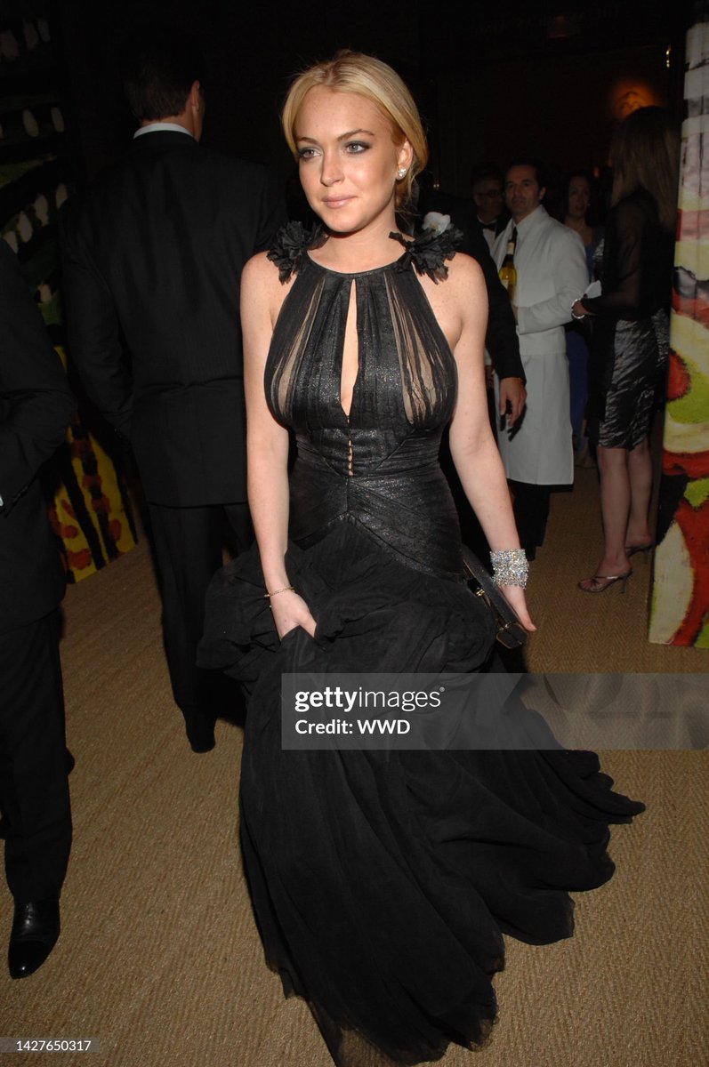 Save Lohan tweet media