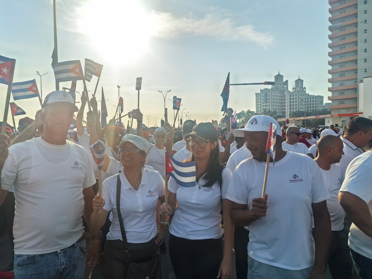 GTabacuba's tweet photo. #TabacalerosPorCuba
#LaPatriaSeDefiende https://t.co/NeWWgSqaJj