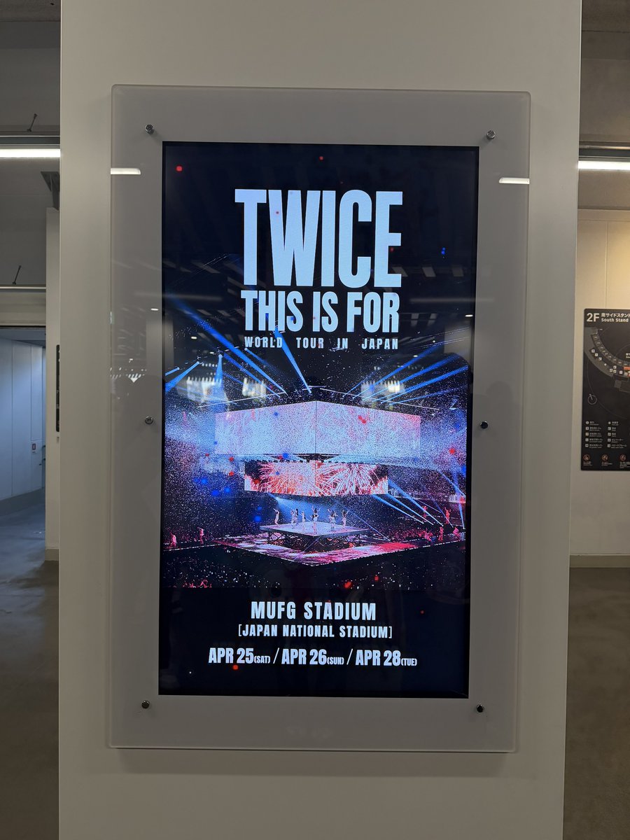 twice_love_0910's tweet photo. 待ってくれよ。
1週間経つの流石に早くないか？ https://t.co/gfaCjKAuUk