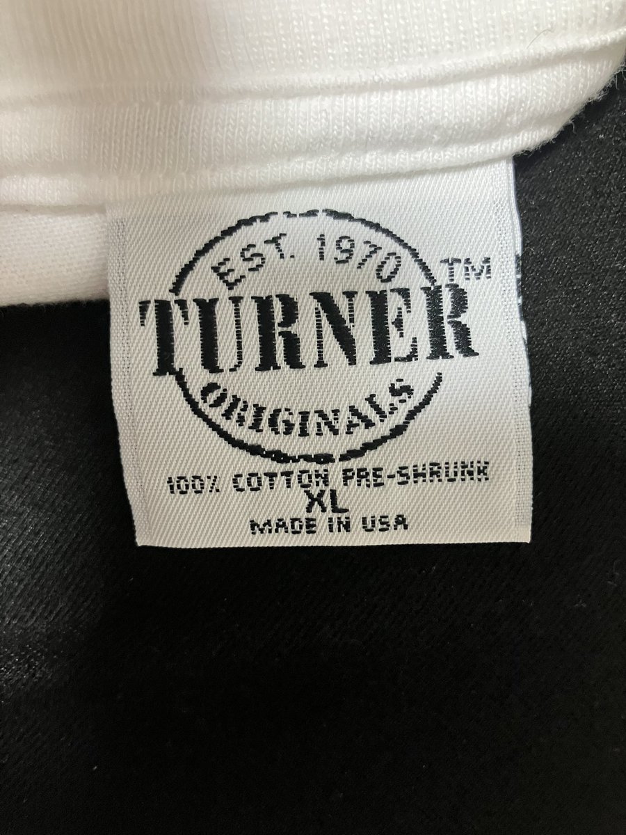 wasabip415's tweet image. 可愛かったからちょっと高いなぁと思いながら買ってきたけど、割といいTシャツ？
着心地がとても良い
#古着