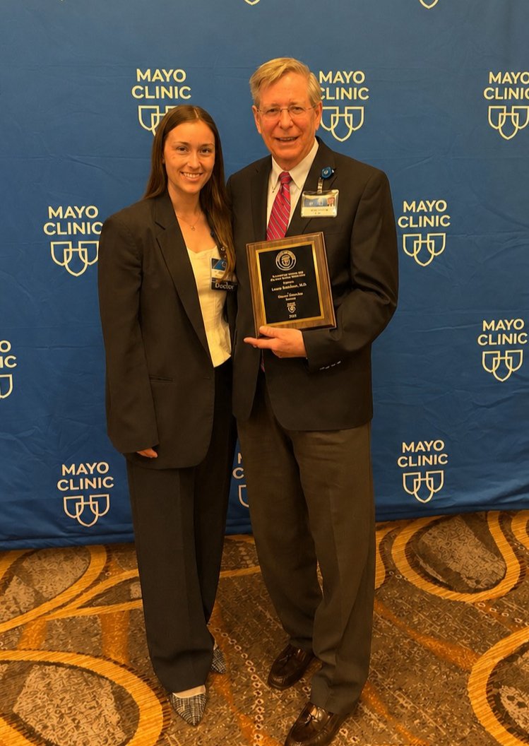 MayoUrology's tweet image. Congratulations to @LanceMynderse, honored as a 2026 Teacher of the Year by Mayo Fellows Association, nominated and voted by 
residents and fellows. He has made a lasting influence on countless learners!
#TeacherOfTheYear #MayoClinic #MedTwitter @MayoFellows @GillianM22