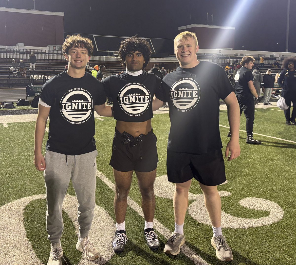 aadilbajwa09's tweet photo. I had a great time at the MKE Ignite showcase yesterday! It was awesome to come out and compete! I’ll also be at the WFCA combine this Saturday session 5!!!
@Mr_Nellis @CoachIverson @MJ_NFLDraft @CoachFam @__CoachFee @CoachSipple @coacht_ash @JustinSchietsFB @CoachSchott_BU @CoachVierstra