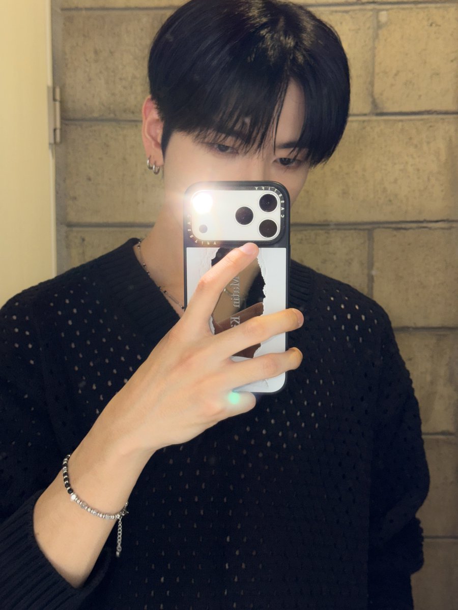 TRENDZ (트렌드지) tweet media