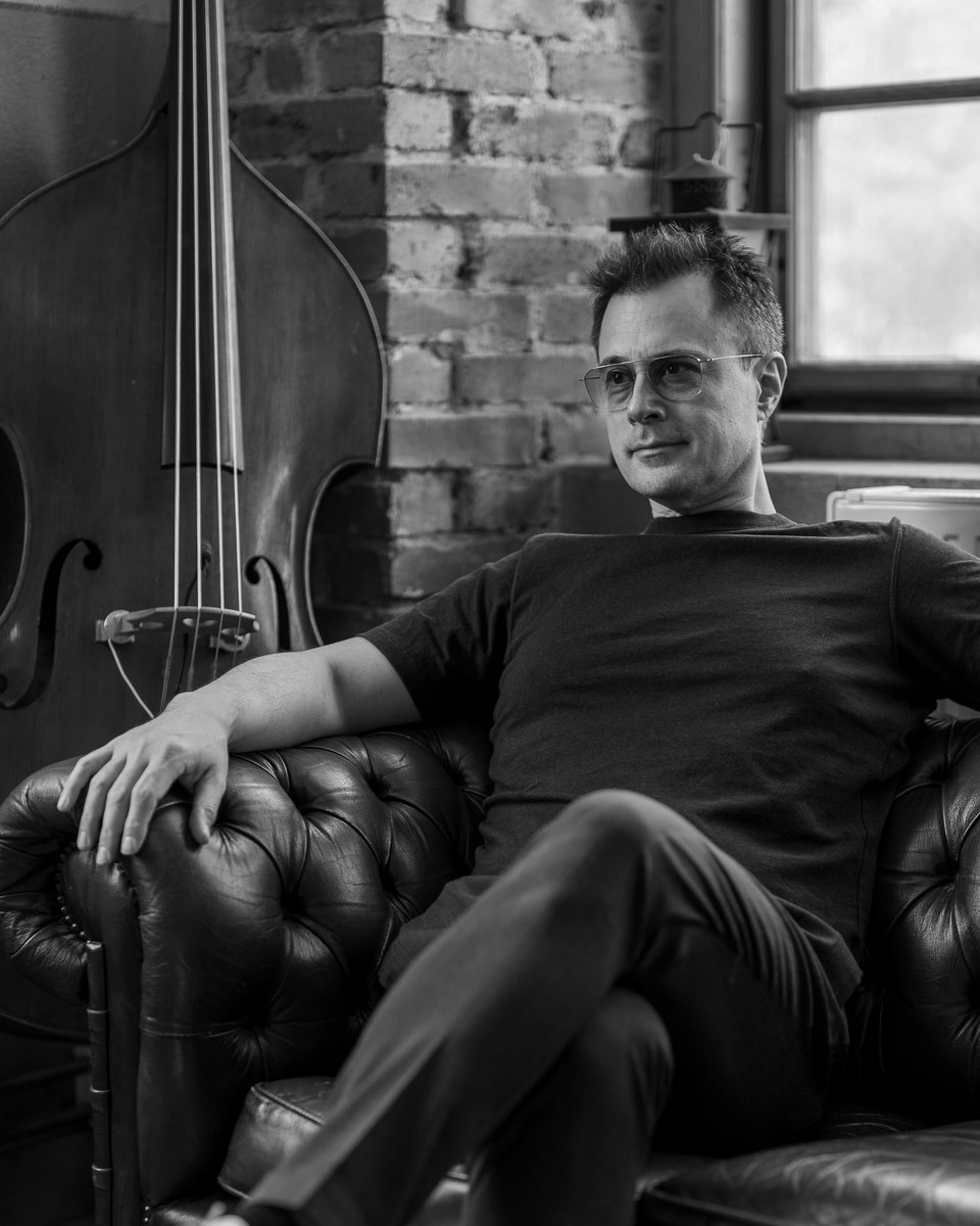 DiscoverDoubleB's tweet photo. If you're a fan of getting funky on the upright bass, check out our two courses by the great Chris Minh Doky. He covers bass lines and solos and is joined by a live band. Learn more and watch a free sample lesson at https://t.co/iyJBxwo66Z https://t.co/5MAQRfQaQ9