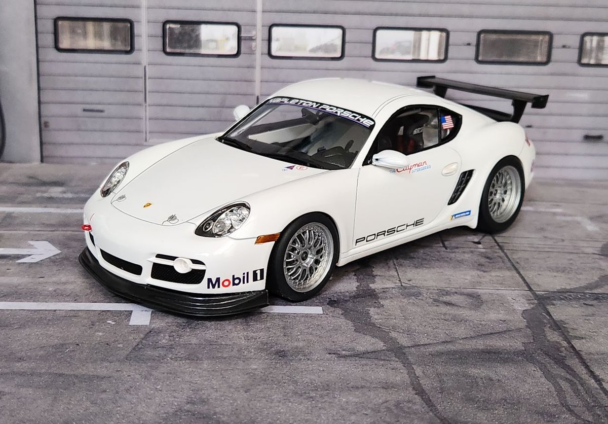 venable_brian's tweet photo. This is Fujimi’s street Cayman kit modded into a Cayman Interseries version. I didn’t make any efforts to make it accurate, I just wanted a reasonable replica of one. I did start with the Cayman Interseries set from ScaleProduction which included front and rear aero and rear bumper parts. #fujimi #porsche #cayman