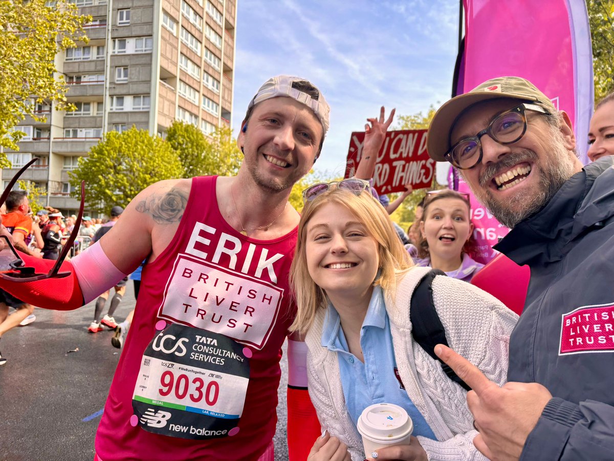 tweetcldf's tweet photo. Wow! Our amazing #LondonMarathon runners raised over £44,000 between them! Here are just a few of the fantastic pictures.

Join us in a MASSIVE congratulations and thanks to our 16 fantastic runners. It's such an achievement! Thanks also to everyone who helped us cheer them on. https://t.co/G5VBmc0IqI