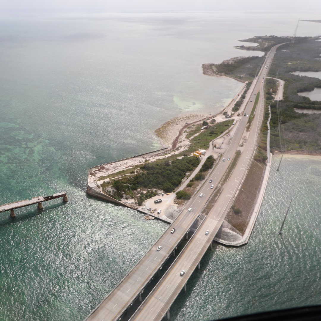 PartyInKeyWest's tweet image. Who's heading down for the weekend? #keywest #us1 #overseashighway

More: PartyinKeyWest.com/wp/
Follow us: @PartyInKeyWest
Hashtag us: #PartyInKeyWest