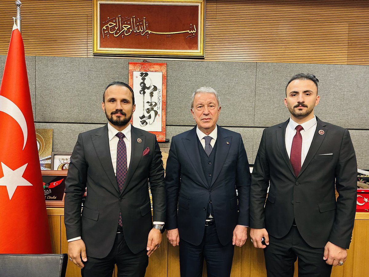 ibrahimsehtoglu's tweet photo. 📍TÜRKİYE BÜYÜK MİLLET MECLİSİ

📌Başkanımız Sayın İsmail Şehitoğlu İle Birlikte Önceki Dönem Milli Savunma Bakanı ve Milli Savunma Komisyonu Başkanı Sayın Hulusi Akar Bakanımızı Gazi Meclisimizde Ziyaret Ettik.

Sayın Bakanımıza İlgi Ve Alakalarından Dolayı Teşekkür Ediyoruz.

@hulusiakarmedya @ismailsehitogl @Dr_KemalKzlkaya @SiirtValiligi @MisbahYilmaz @guvenlikkorucum @ZiyaSozen @AsavSiirt @KorucuFed