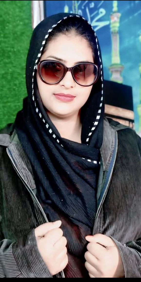 منال tweet media