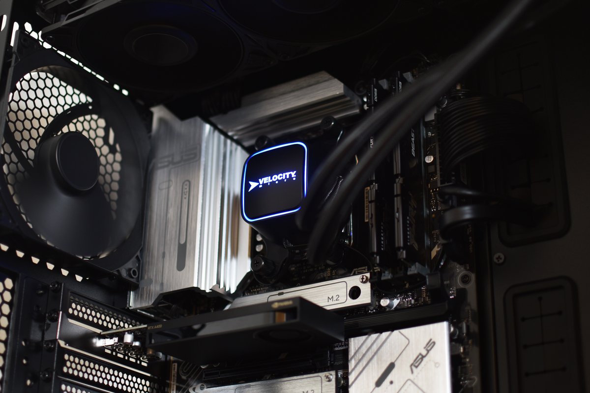 VelocityMicro's tweet photo. This super clean #BuildoftheWeek ProMagix HD80 is ready for your CPU based render projects. https://t.co/jjaTrswmni