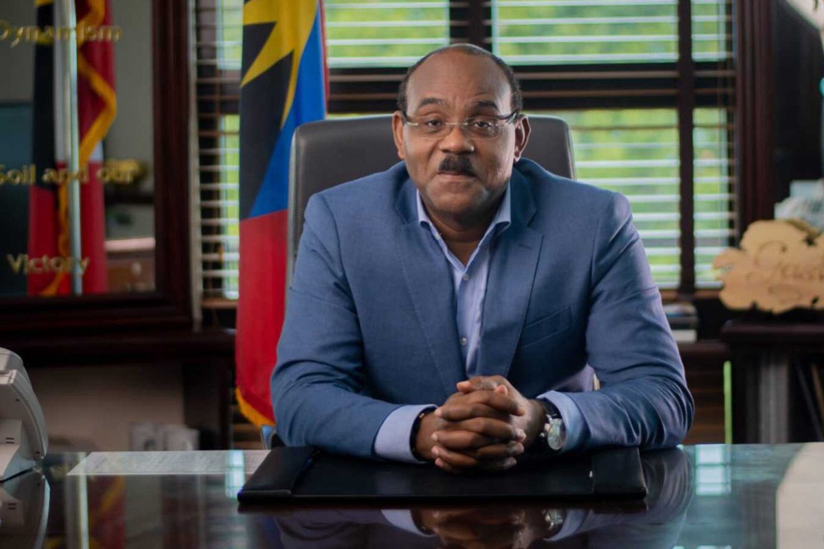Mia Amor Mottley tweet media
