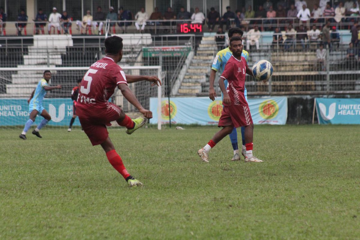 bafufe's tweet image. Match Photo | Round - 15 | Abahani Ltd. Dhaka vs Fakirerpool YMC | United HealthCare Bangladesh Football League 2025-26
#BFF #BFL #BangladeshFootballLeague