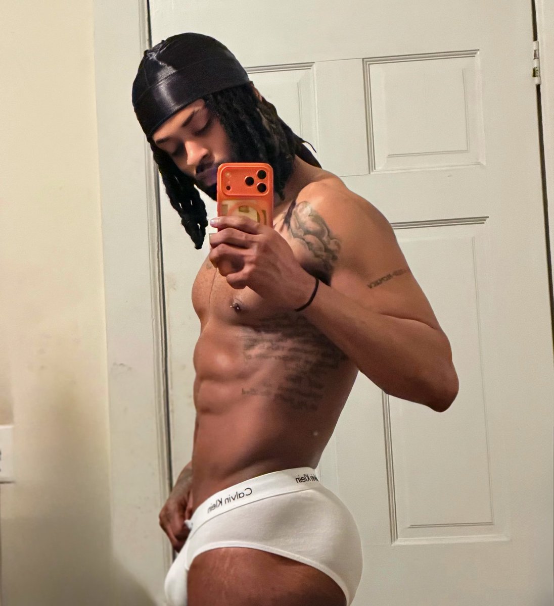 “I don’t chase… but I definitely make you want to be caught.”