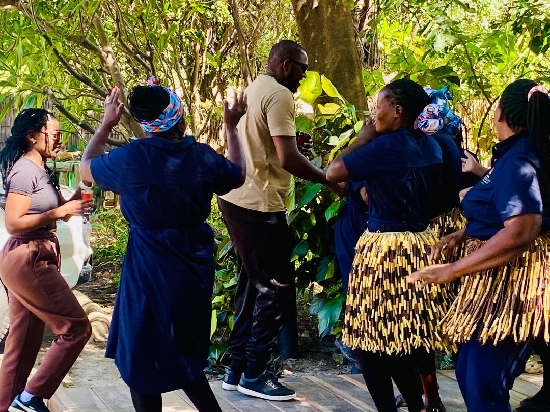 GondwanaLodges's tweet image. Yesterday, our team at Namushasha River Lodge warmly welcomed the Khomas Governor.

Be welcomed, the Gondwana way:
gondwana-collection.com/accommodation/…
#namushashariverlodge #gondwanalodges #namibia