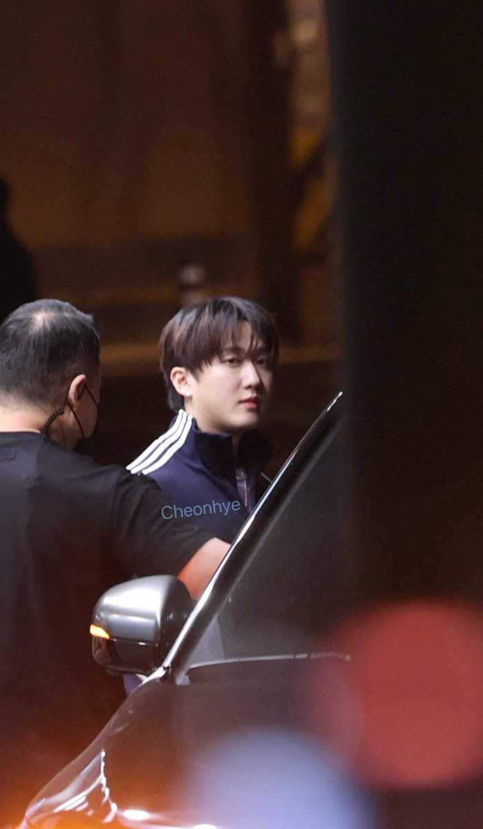 Only_Changbin's tweet photo. 2026.05.01 스키주 팝업
많이 기다리고 기다렸어~ 
그래도 오랜만에 보고 왔어😍
보고 싶었다❣️

#스트레이키즈 #StrayKids #Changbin #창빈 https://t.co/w2epaLtXOg
