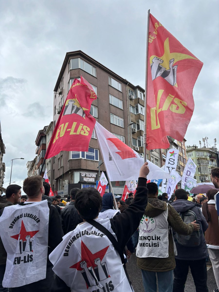 Devrimci Liseliler | DEV-LİS tweet media