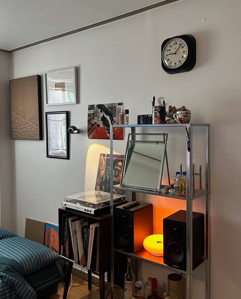 interiorsuckerr's tweet photo. https://t.co/cxPMQy7mO8