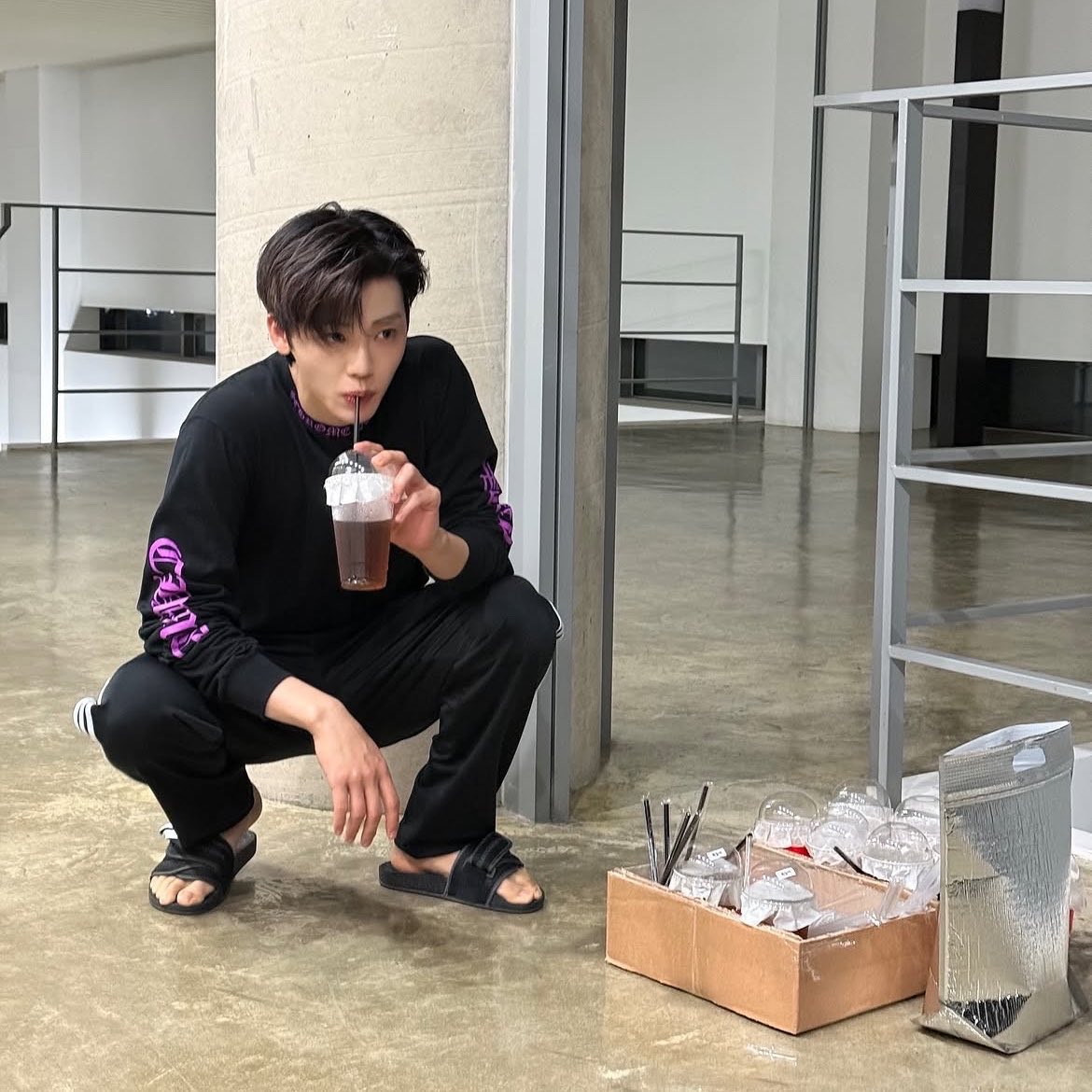 มาก่อย tweet media