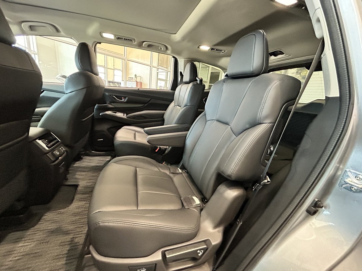 WilliamsSubaru's tweet photo. Spacious leather-trimmed interior, panoramic vibes, and seamless connectivity—because every ride should feel first class 🚗🔥

2026 Subaru Ascent Onyx Edition Touring! 

👉 $51,244

🔗 - https://t.co/8McY1yp1lk https://t.co/WIvjpUEgOm