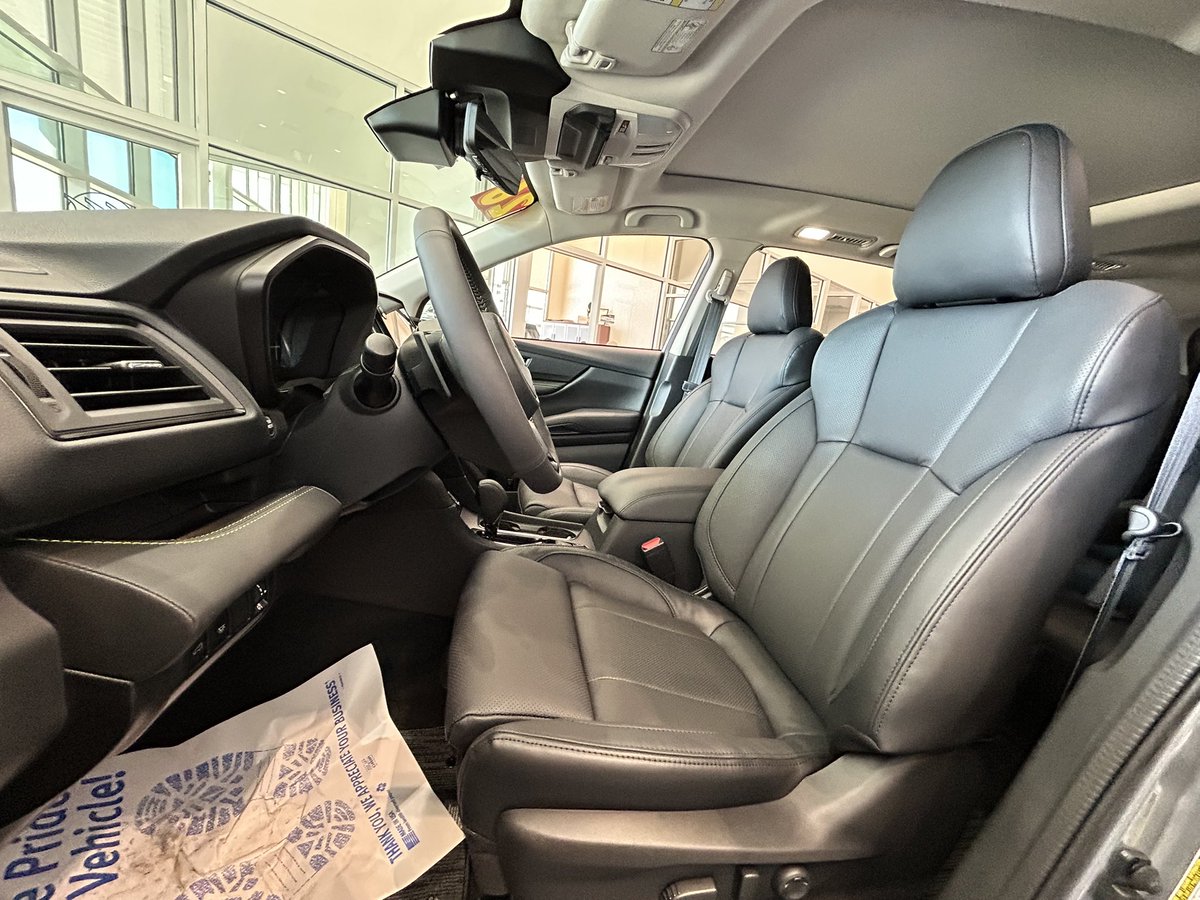 WilliamsSubaru's tweet photo. Spacious leather-trimmed interior, panoramic vibes, and seamless connectivity—because every ride should feel first class 🚗🔥

2026 Subaru Ascent Onyx Edition Touring! 

👉 $51,244

🔗 - https://t.co/8McY1yp1lk https://t.co/WIvjpUEgOm