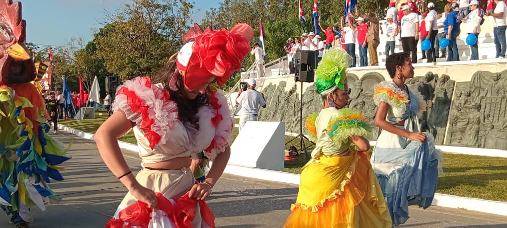 Júbilo el de nuestro pueblo este #1Mayo en #SanctiSpíritusEnMarcha con #Cuba todos los tiempos.
#LaPatriaSeDefiende .