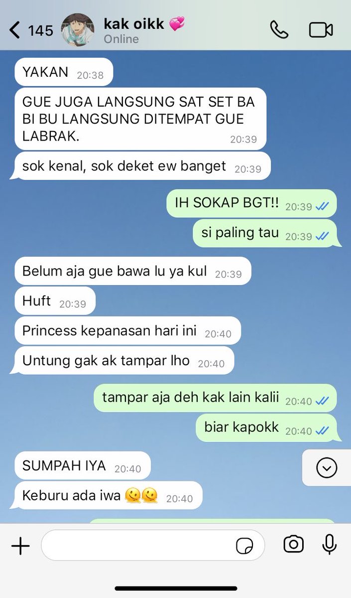 nakulafsrd's tweet photo. chat 🔍 dan oikawa as bestie (cantik cantik tukang labrak)

cw // crossover haikyuu, slight #beerlens &amp; #iwaoi https://t.co/FgTXJzBGJL