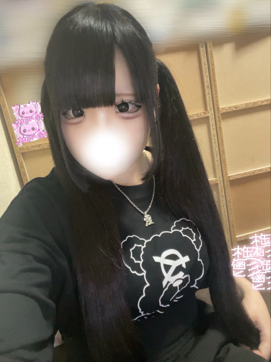 こる tweet media